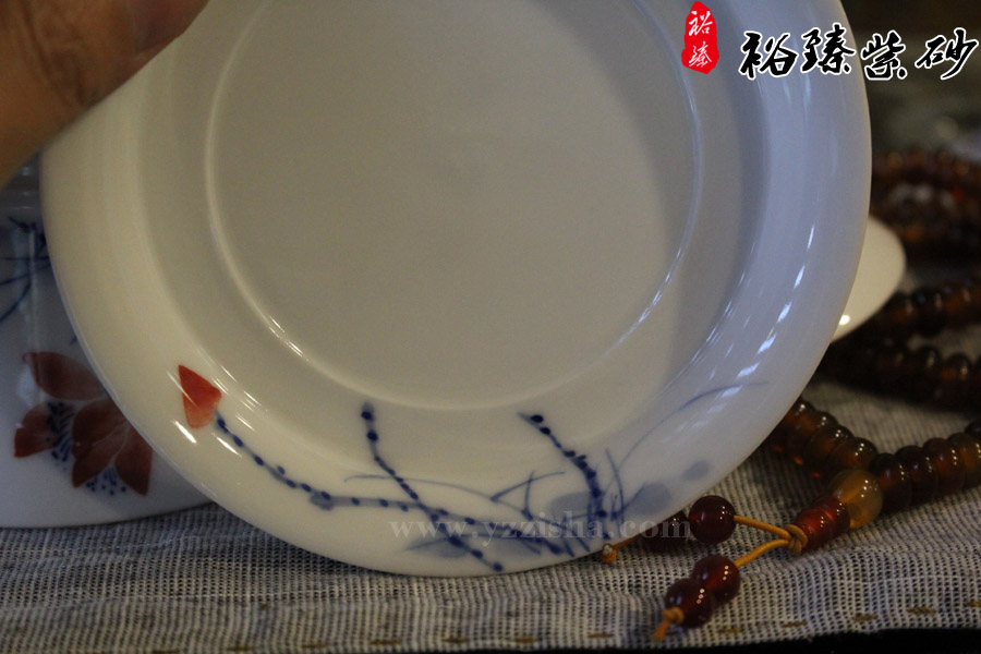 江西景德镇陶瓷和气致祥盖碗图9