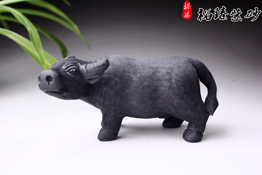 紫砂茶宠杂件 拉皮牛一